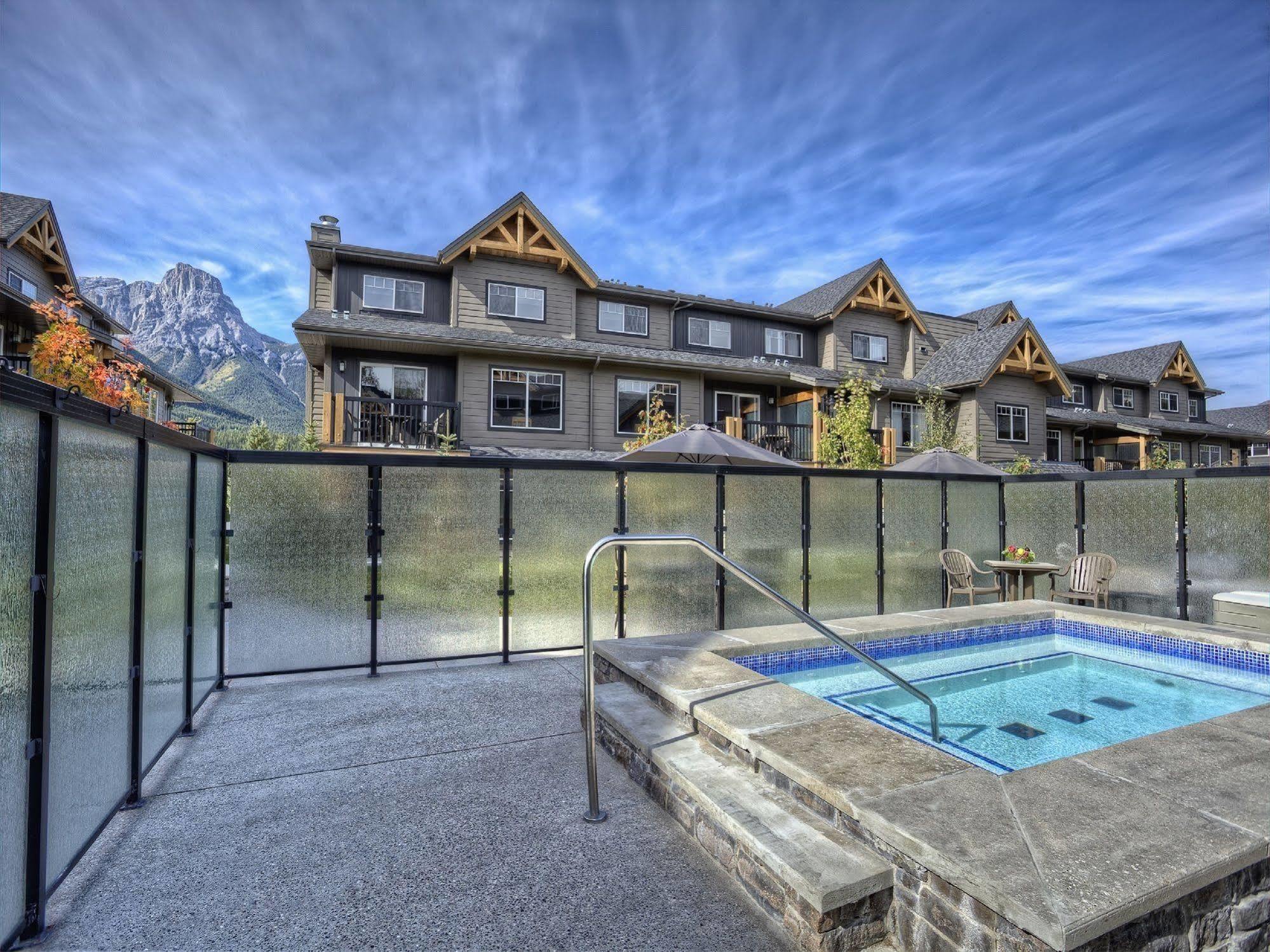 Copperstone Resort By Clique Canmore Kültér fotó